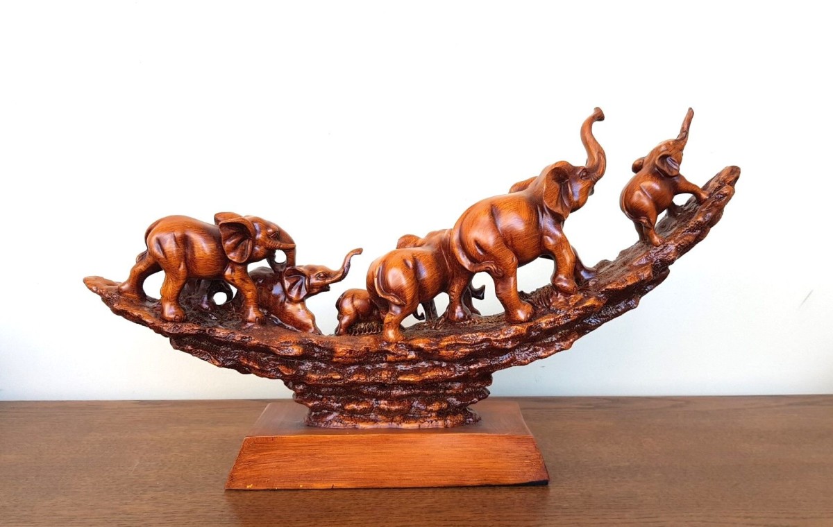 7'li Fil Ailesi Biblo